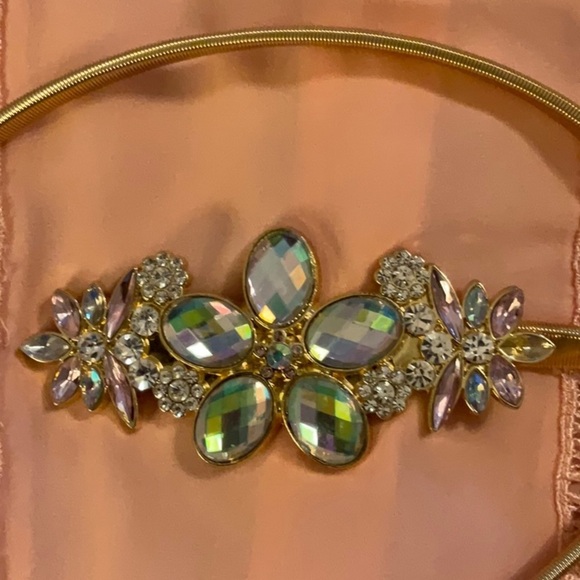 NWT Stretchy INC Gold Belt with Crystal Buckle Embellishment - Picture 2 of 4